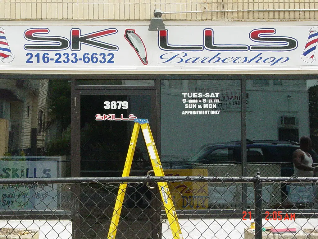 Illuminated signs in Maple Heights
